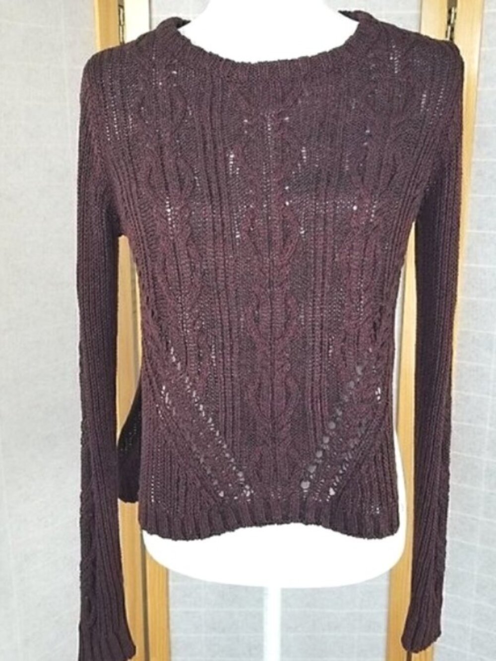Rachel Rachel Roy Sweater Size Large Cable Knit Fitted Open Sides Rum Raisin